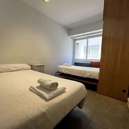 Luz Y Calma Junto A La Catedral * Santiago de Compostela